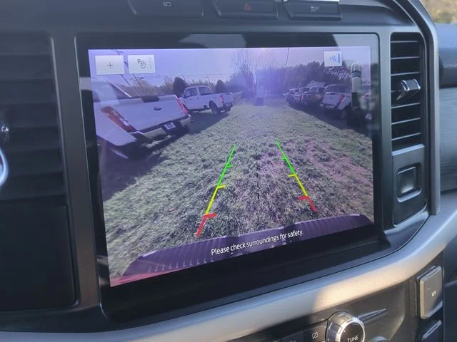 Used 2023 Red Ford XLT image 26