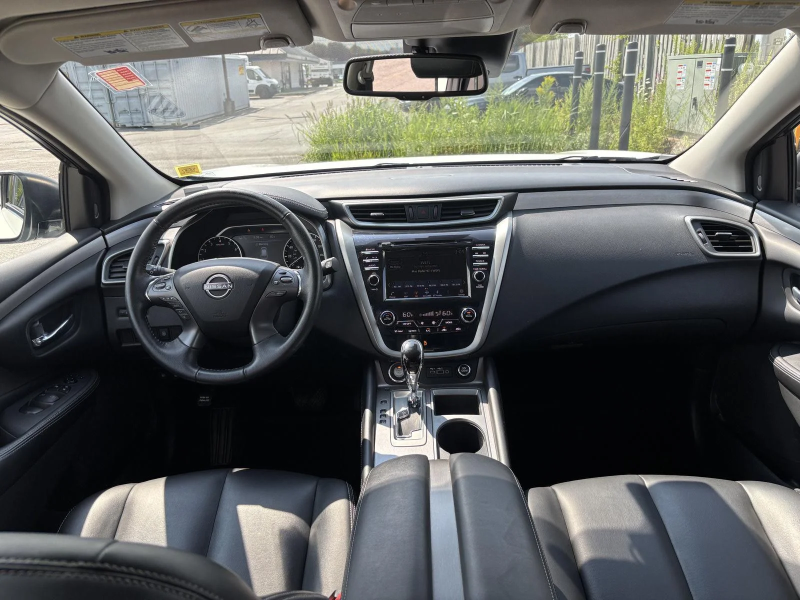 Used 2023  Nissan SV image 18
