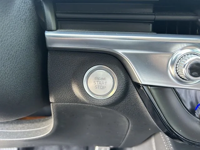 Used 2024 Black Kia SX image 36