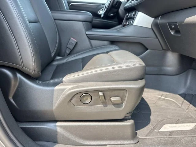 Used 2021 Gray Chevrolet LT image 25