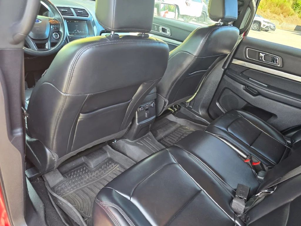 Used 2019 Red Ford XLT image 27
