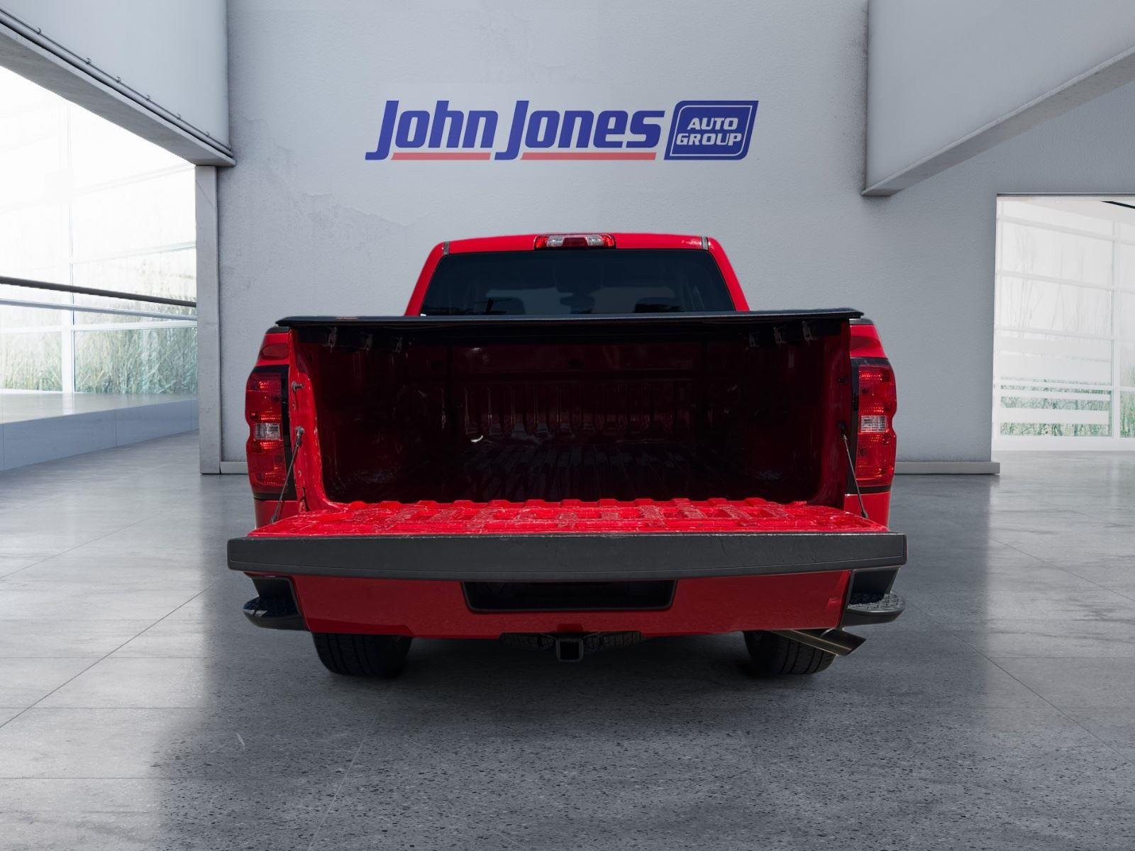 Used 2018 Red Hot Chevrolet Custom image 16