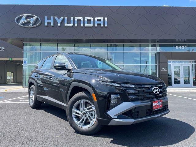 New 2026 Black Hyundai SE FWD image 1