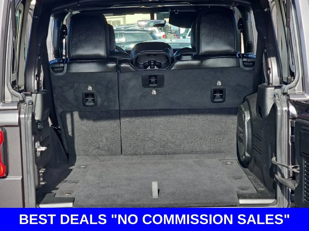 Used 2021 Gray Jeep Unlimited Rubicon image 12