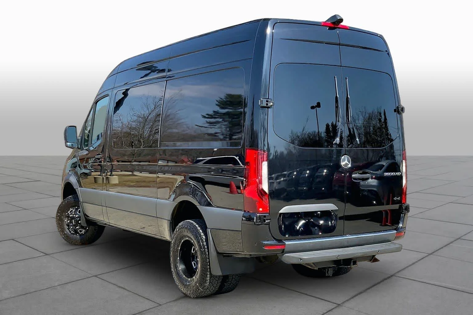 Used 2022 Obsidian Black Metallic Mercedes-Benz  image 12