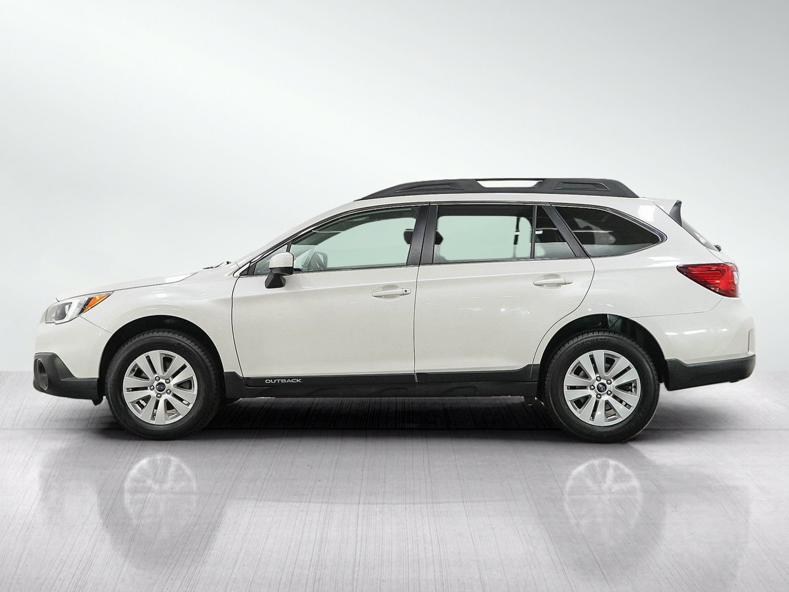 Used 2016 Subaru Outback Premium with VIN 4S4BSADC2G3206633 for sale in South Saint Paul, Minnesota