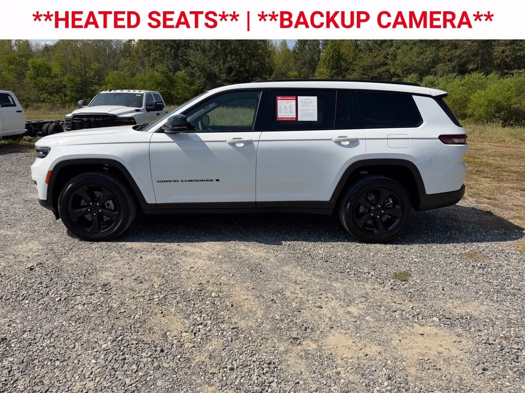 Used 2024 White Jeep Altitude X image 5
