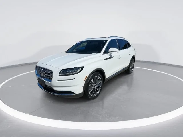 Used 2023 White Lincoln Reserve image 3