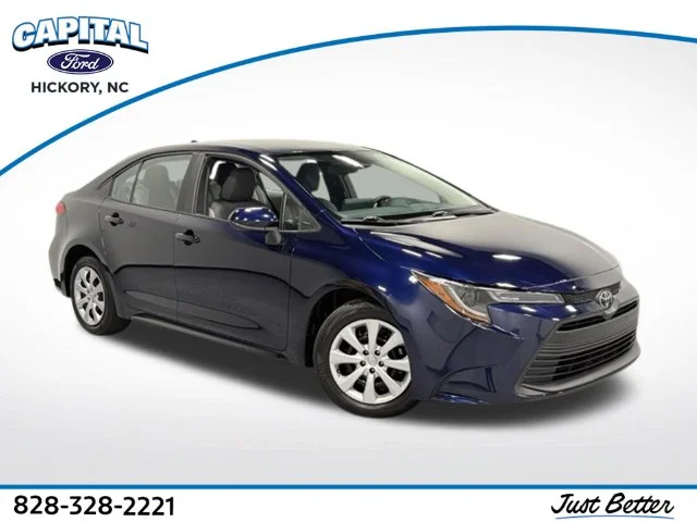 Used 2024  Toyota LE image 1