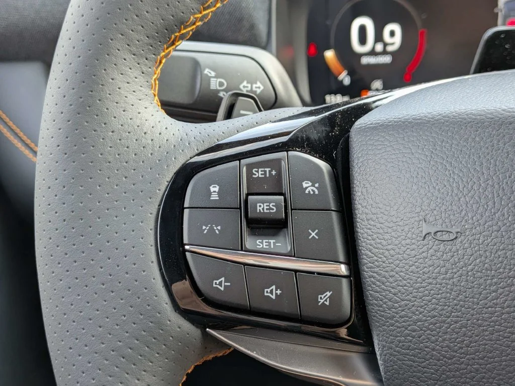 New 2026 Carbonized Gray Metallic Ford Tremor® image 19