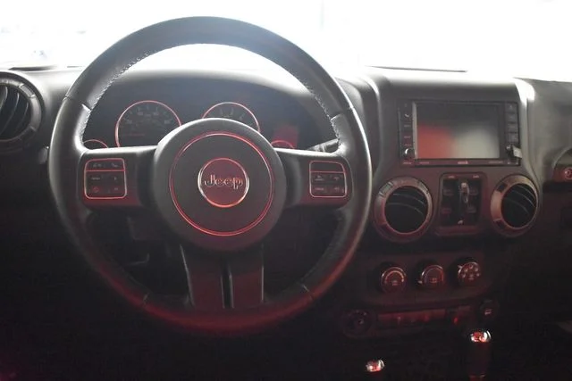 Used 2017 White Jeep Unlimited Sport image 19