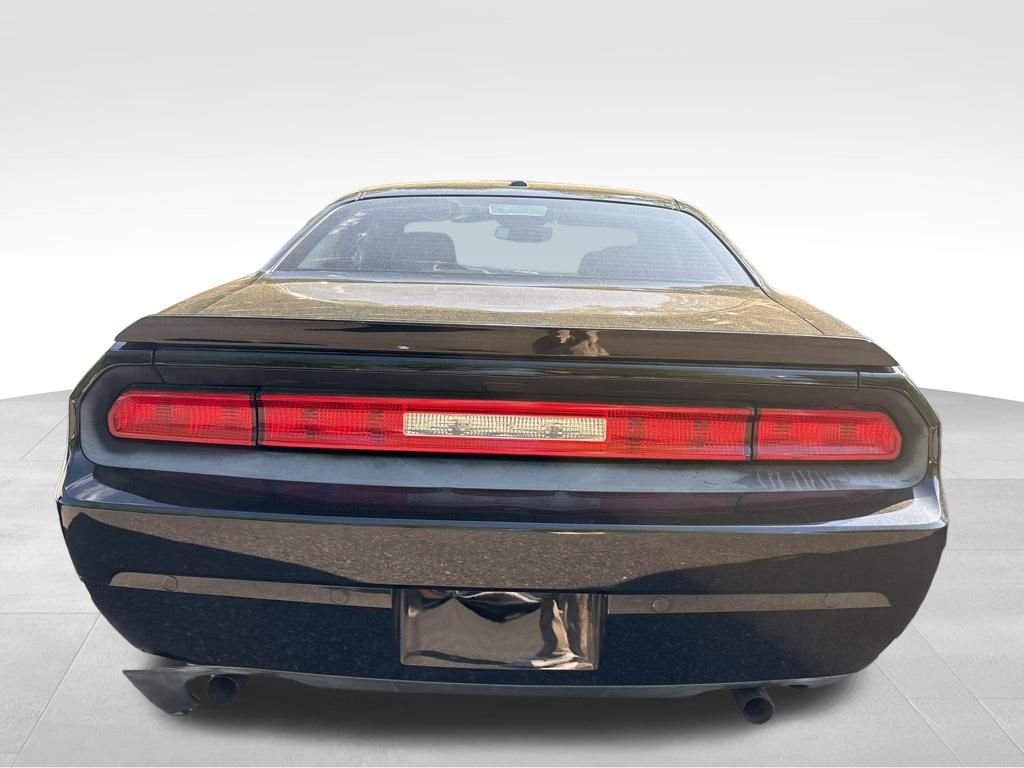 Used 2014 Black Dodge R/T image 10
