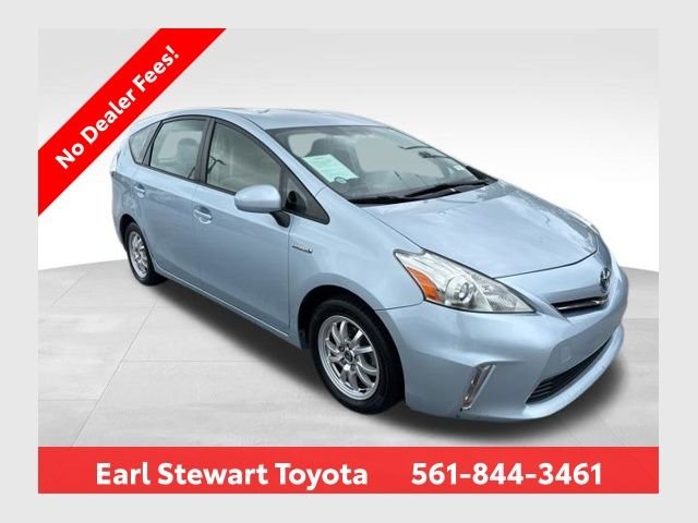 2014 Toyota Prius v Three