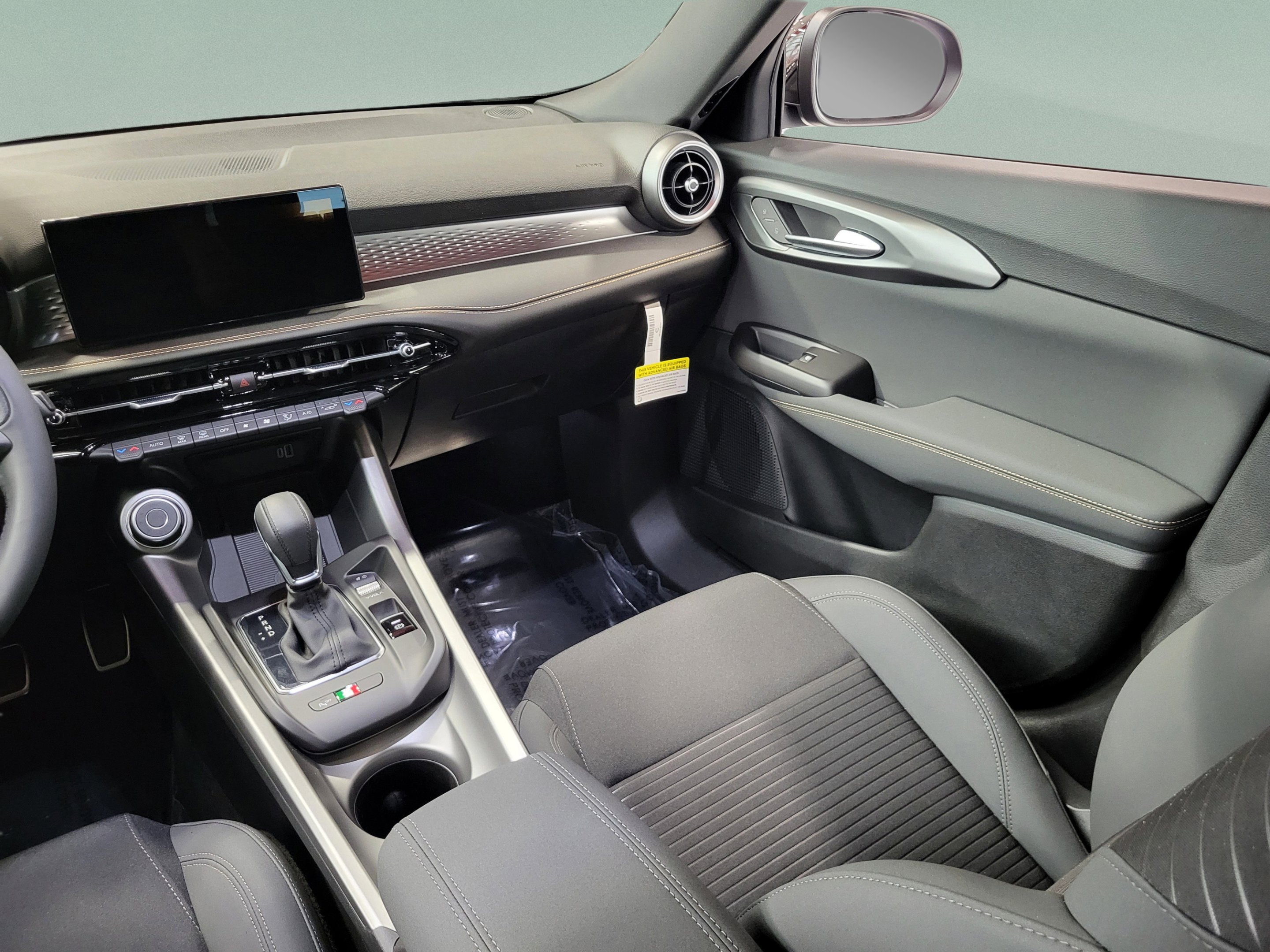 New 2025 Grigio Ascari Metallic Alfa Romeo  image 39