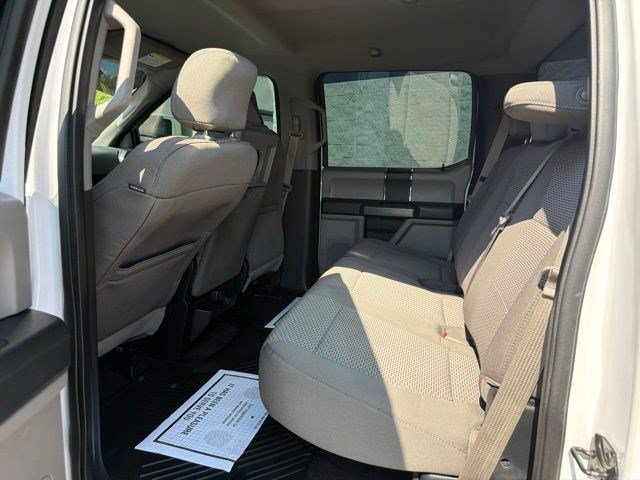 Used 2016 Oxford White Ford XLT image 15