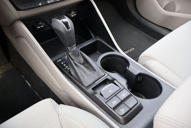 Used 2019 Gray Hyundai Value image 16