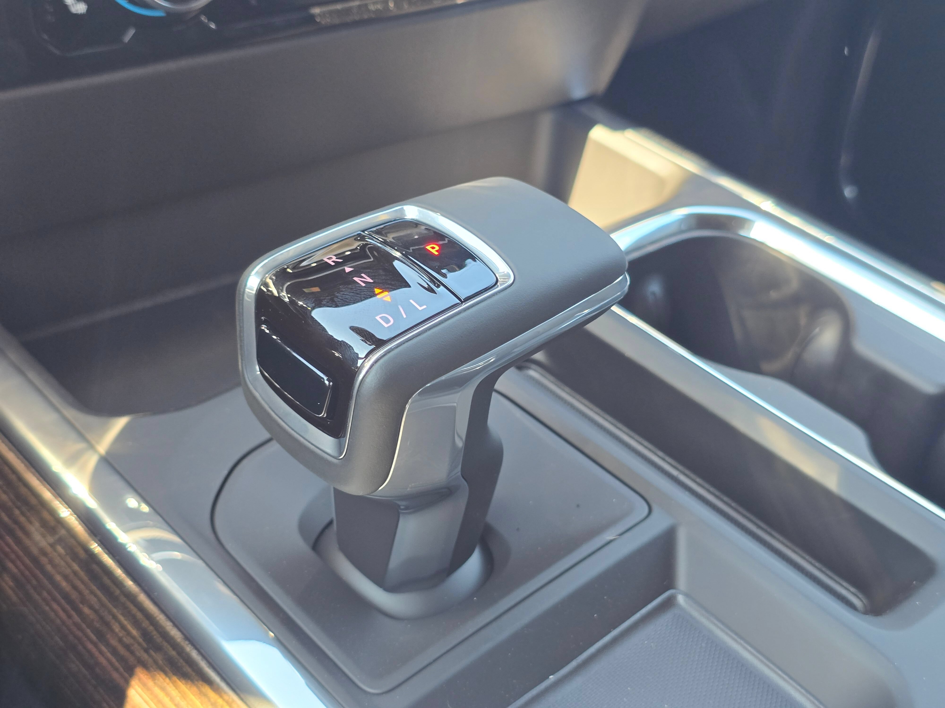 New 2026 Onyx Black GMC Elevation image 19