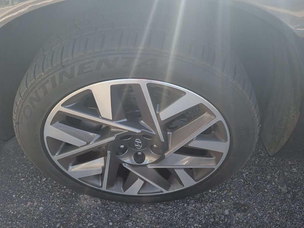 Used 2022 Gray Hyundai Calligraphy image 10