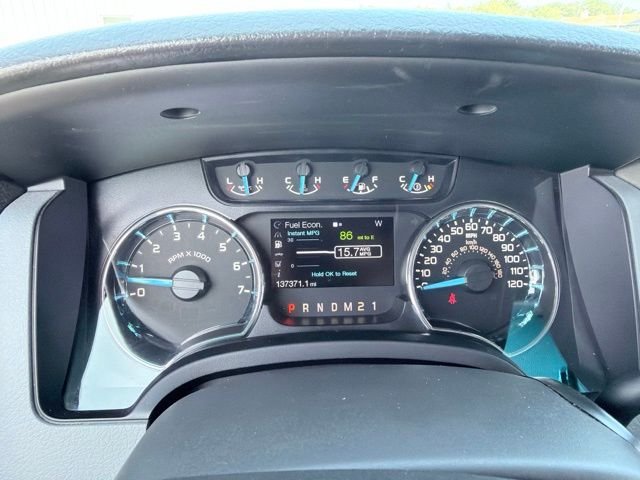 Used 2013 Blue Ford XLT image 15