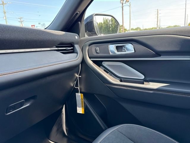 New 2026 Agate Black Metallic Ford Tremor image 38