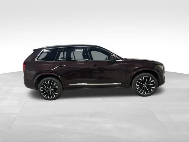 New 2026 Mulberry Red Volvo Ultra image 4