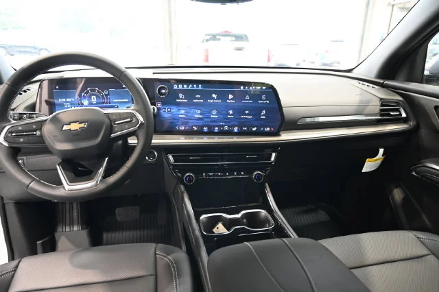 2026 Chevrolet Traverse LT - Photo 13