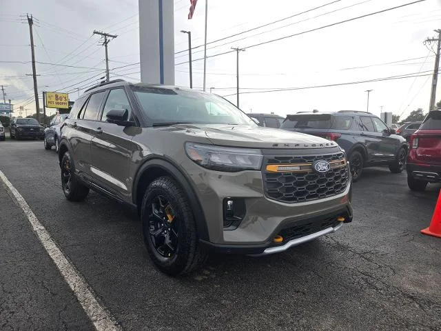 New 2027 Marsh Gray Ford Tremor® image 33