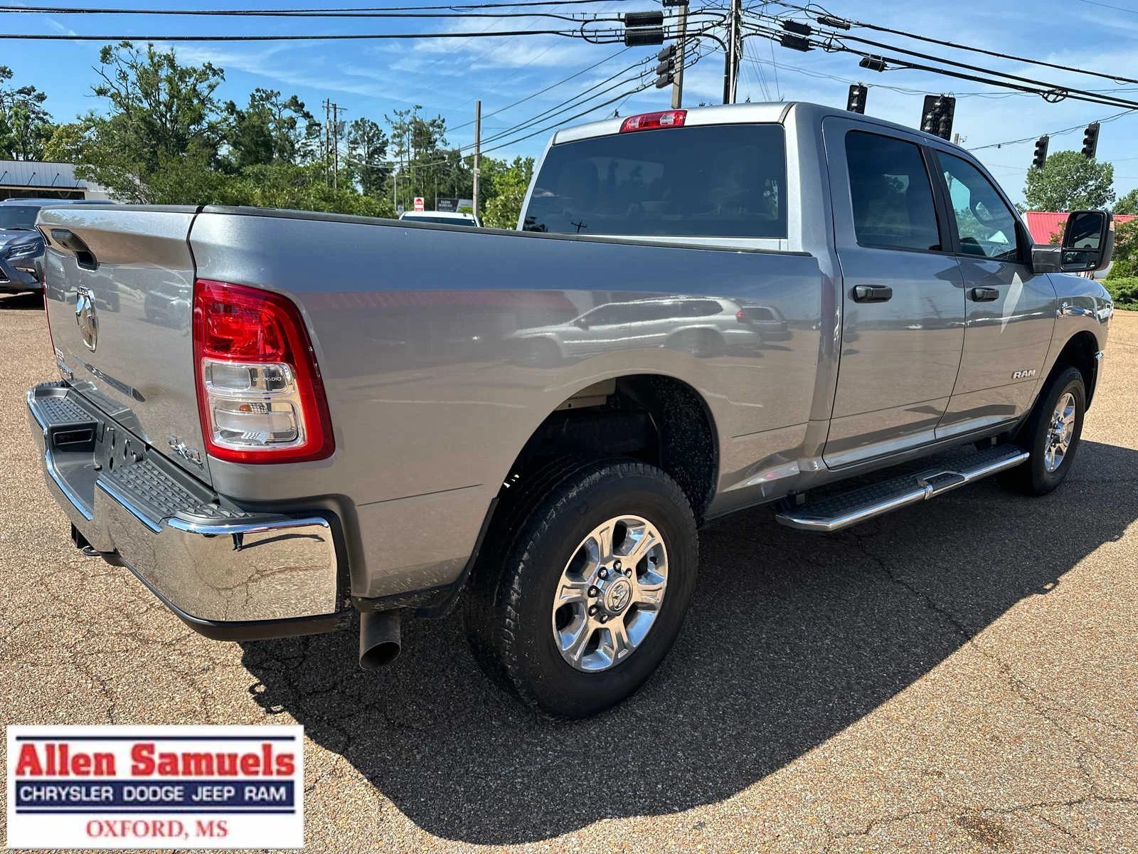 Certified Used 2024 Billet Silver Metallic Clearcoat Ram Big Horn image 3