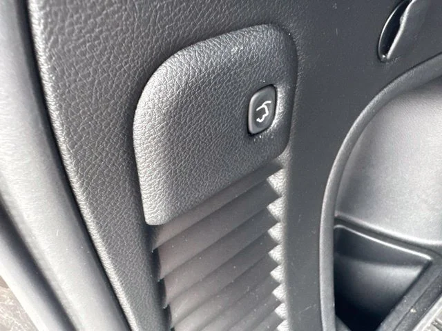 Used 2021 Gray Jeep Limited image 16