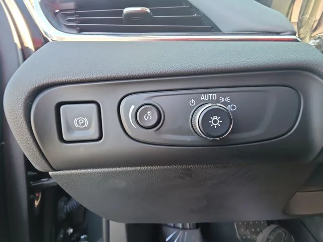 Used 2018 Gray Buick Premium Group image 28