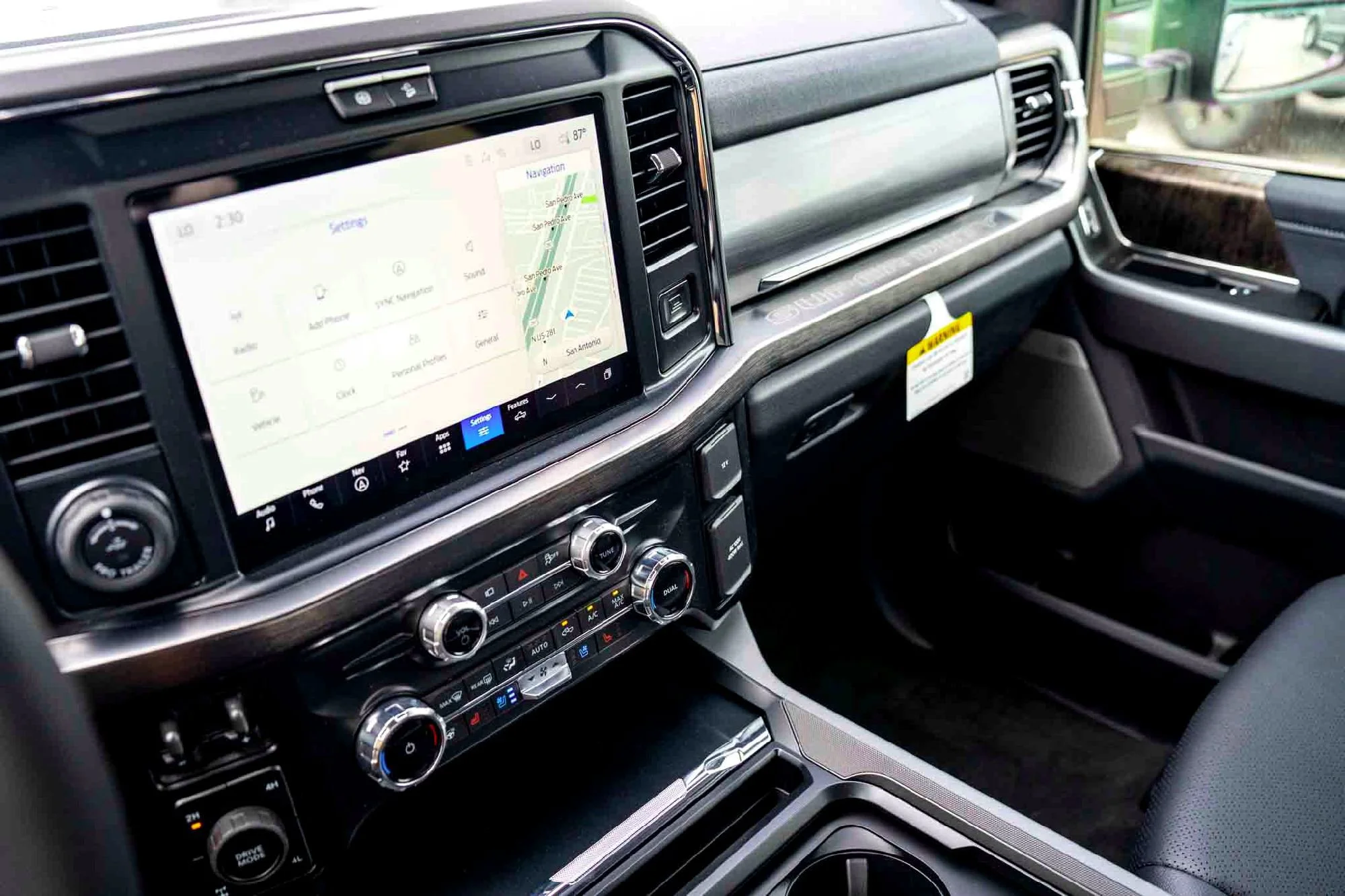 New 2026 Glacier Gray Metallic Tri-Coat Ford LARIAT image 14