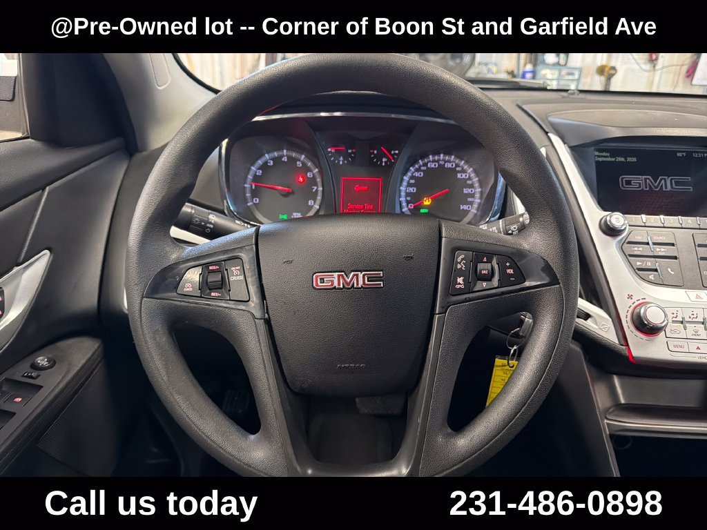 Used 2017 SUMMIT WHITE GMC SLE image 20