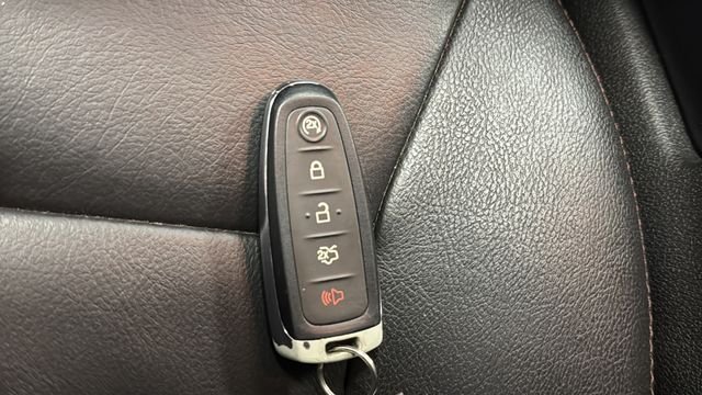 Used 2013 Tuxedo Black Metallic Ford Limited image 9