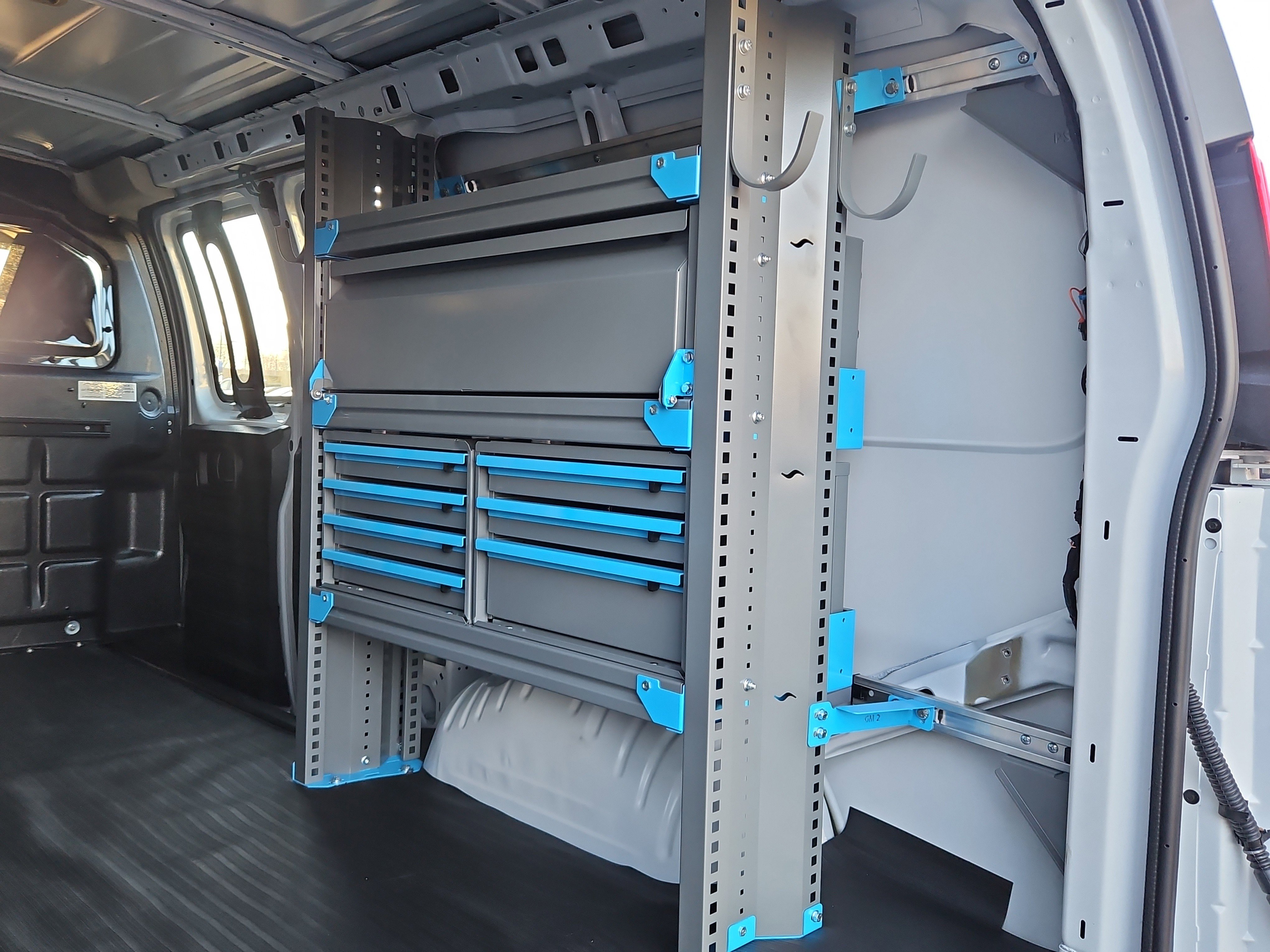 2025 Chevrolet Express Cargo Work Van - Photo 21