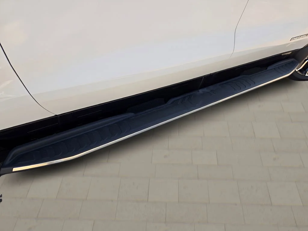 2025 GMC Sierra EV Denali - Photo 14