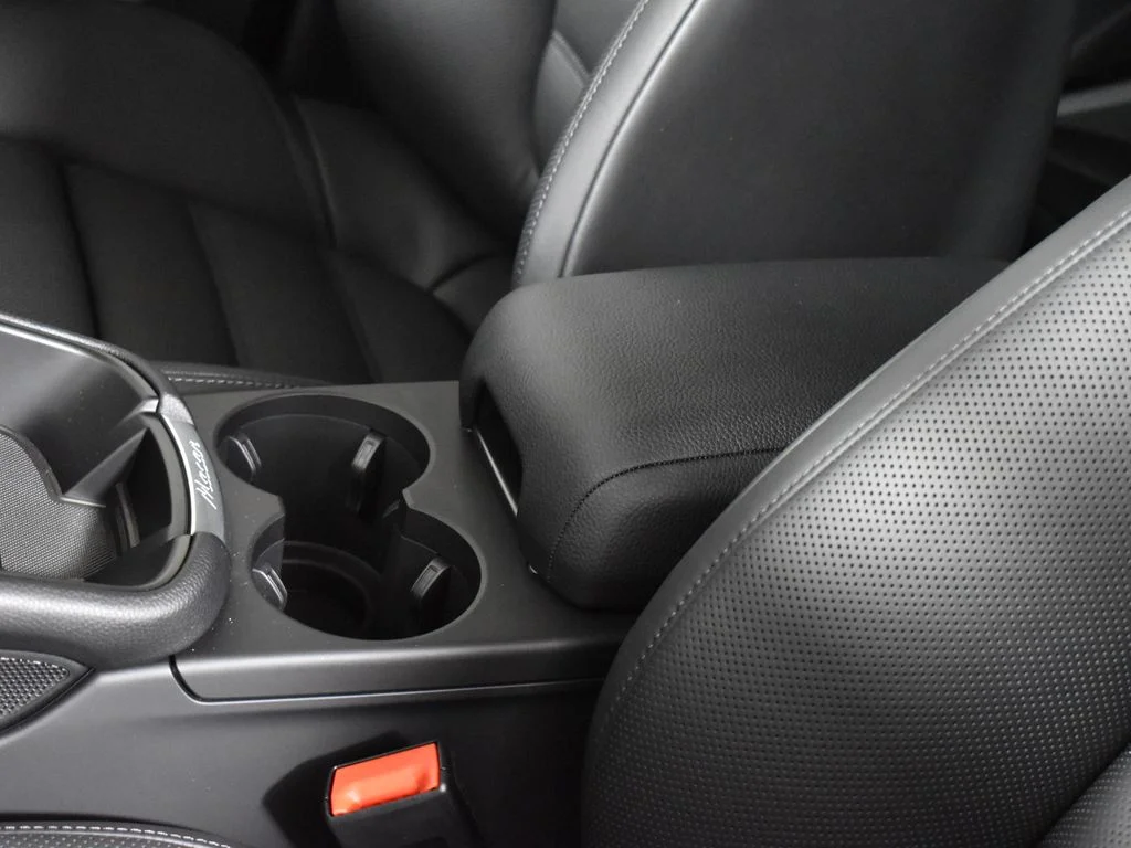 2026 Porsche Macan - Photo 29