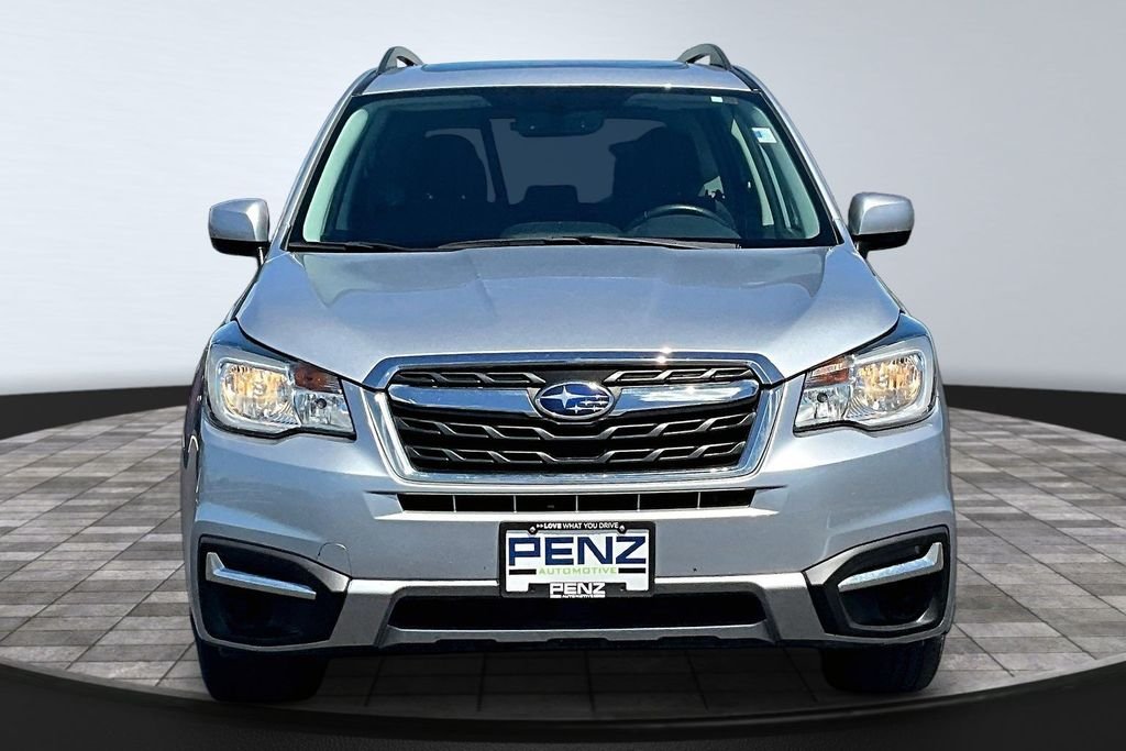 Used 2018 Subaru Forester Premium with VIN JF2SJADC3JH420761 for sale in Rochester, Minnesota