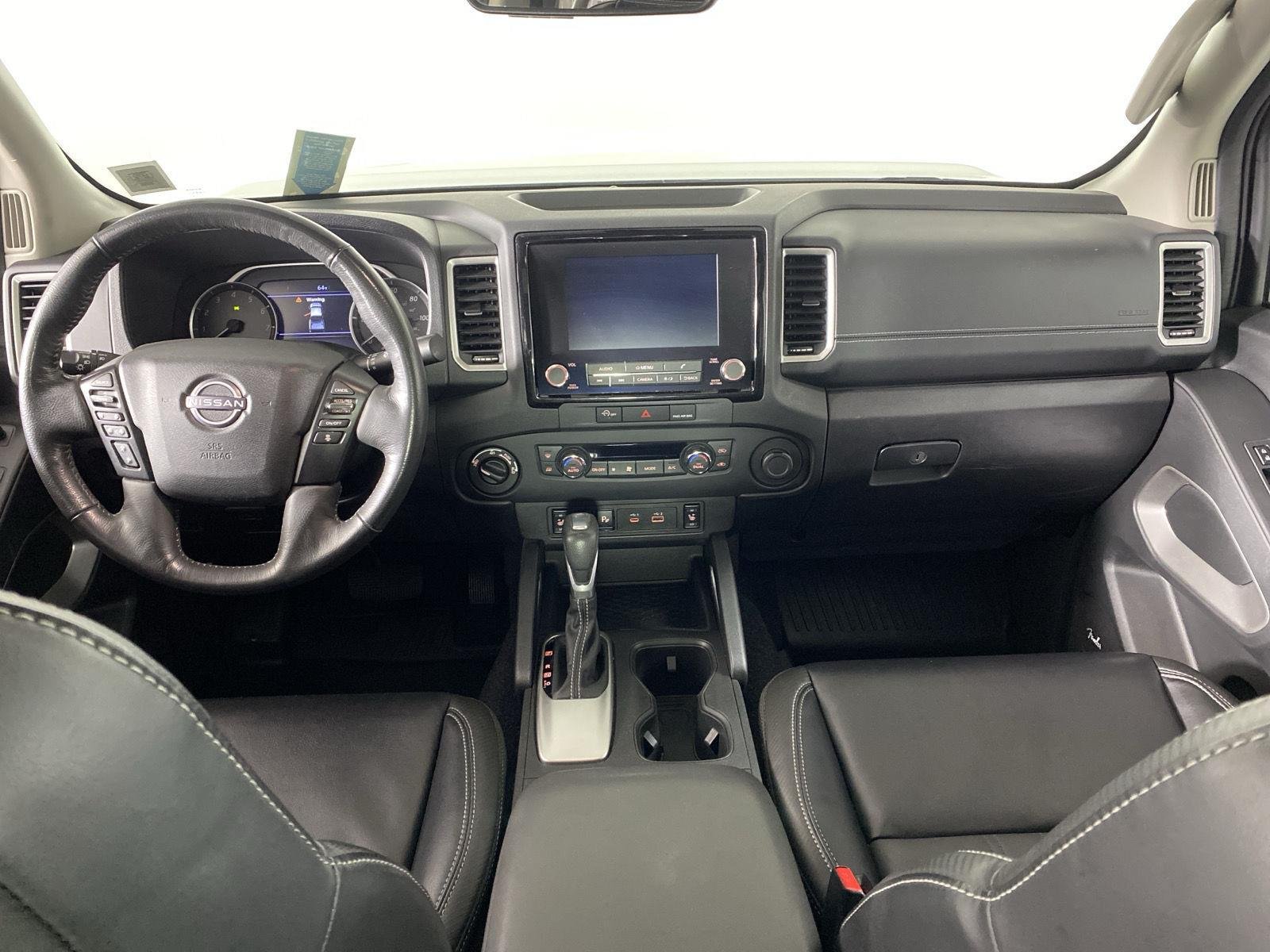 Used 2024 Glacier White Nissan SL image 25