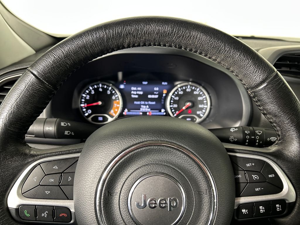 Used 2023 Gray Jeep Limited image 13