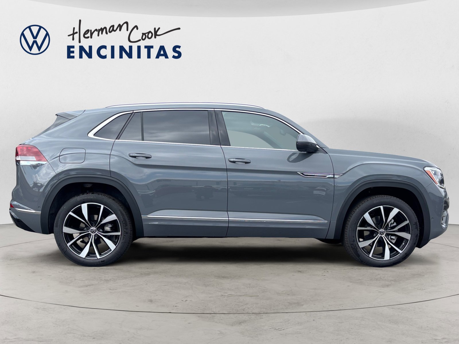 2025 Volkswagen Atlas Cross Sport SEL Premium R-LINE - Photo 6