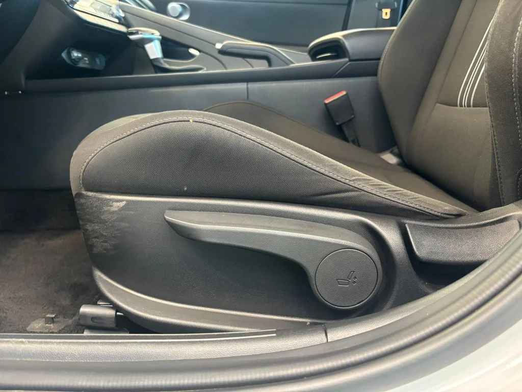 Used 2024 White Hyundai SEL image 16