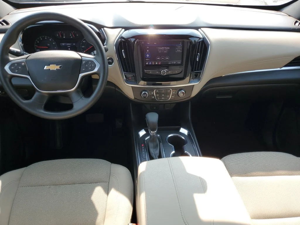 Used 2023 STERLING GRAY METALLIC Chevrolet LS image 24
