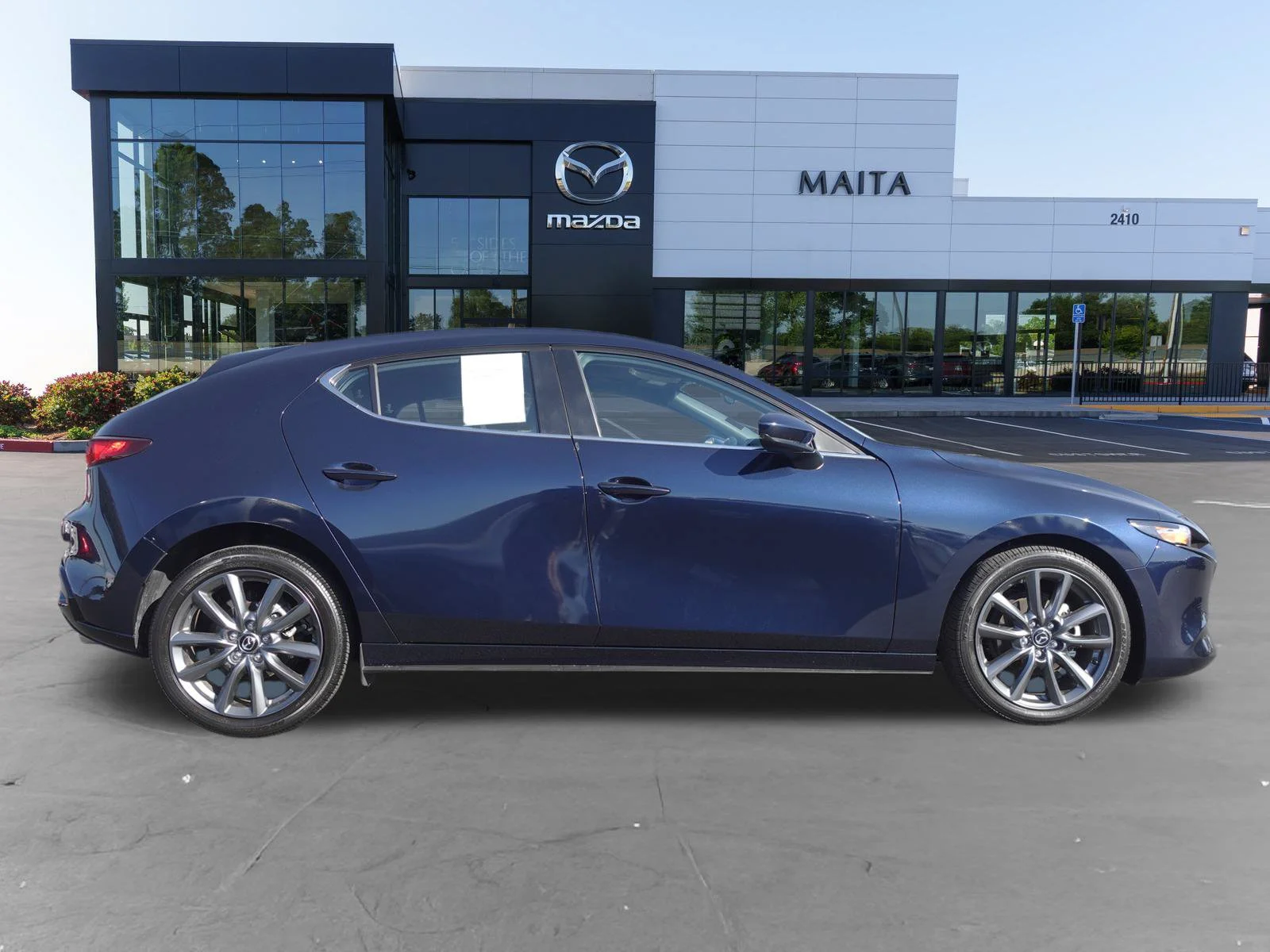 Certified Used 2024 Deep Crystal Blue Mica Mazda 2.5 S Preferred Package image 2