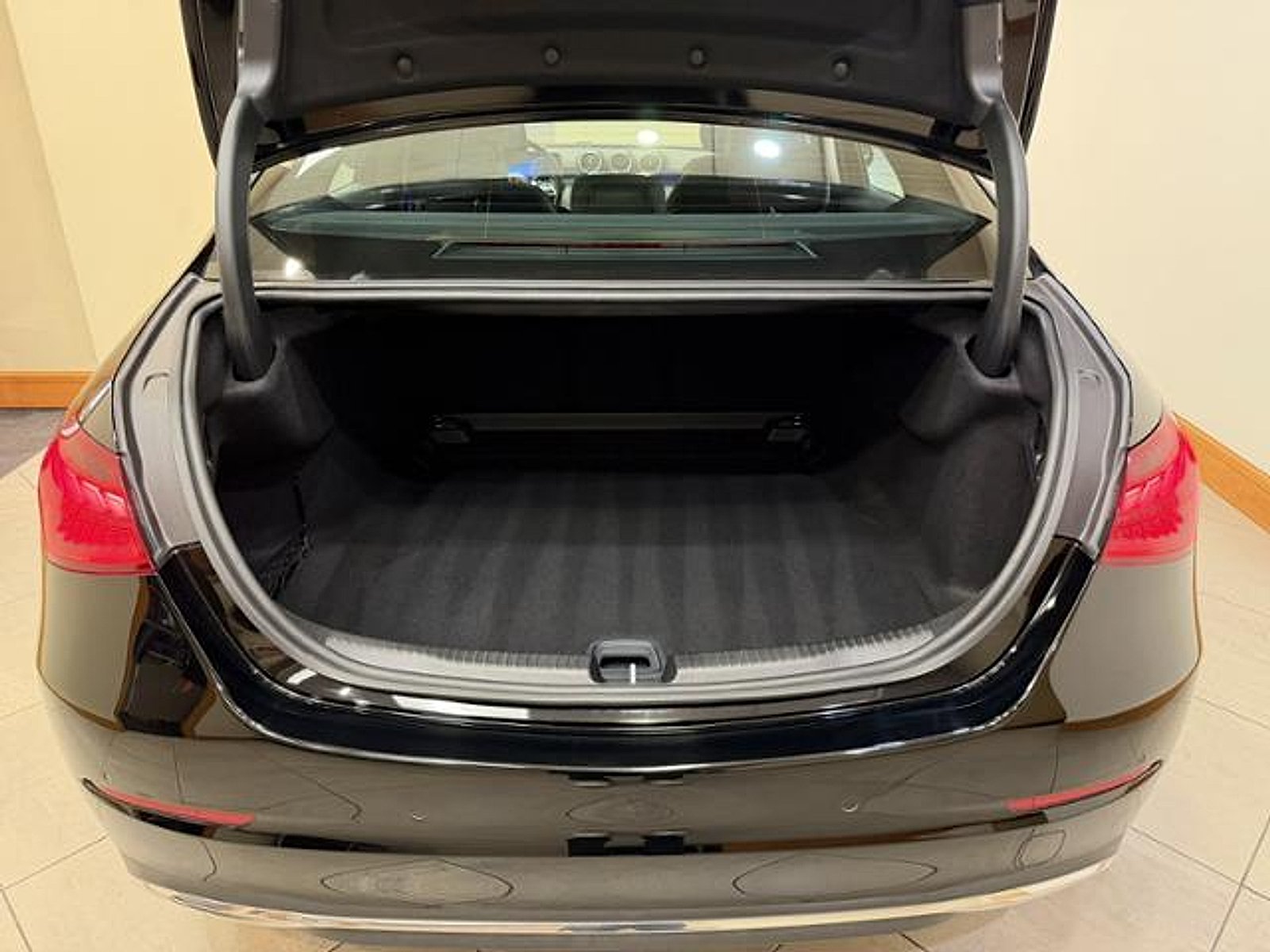 Used 2025 Black Mercedes-Benz  image 21