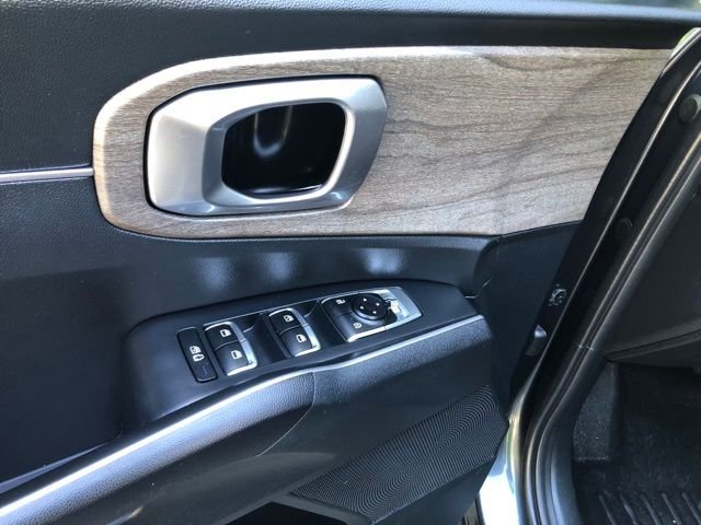 Used 2022 Grey Kia X-Line EX image 21