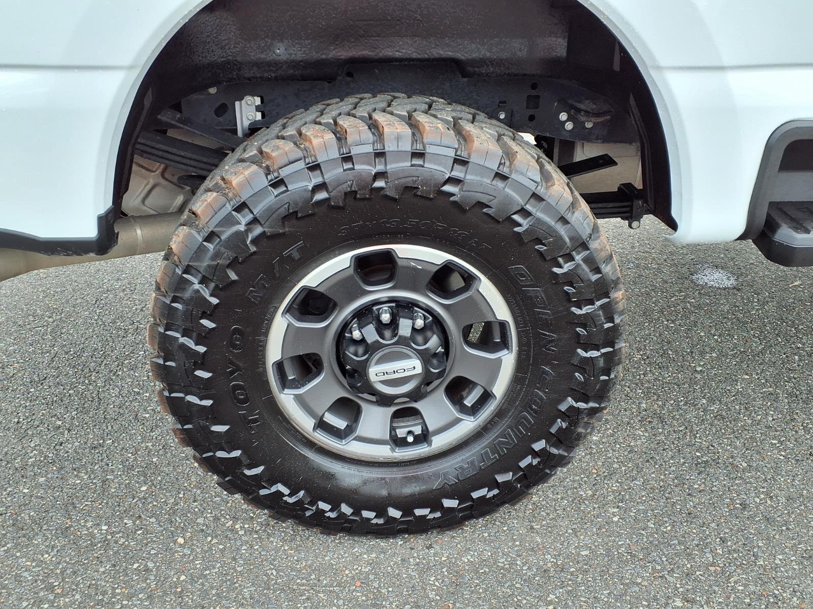 Used 2024 White Ford XLT image 12