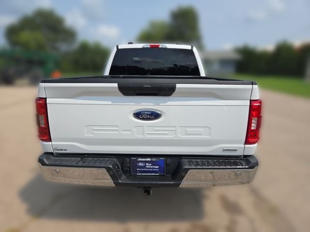 Certified Used 2022 Oxford White Ford XLT image 4