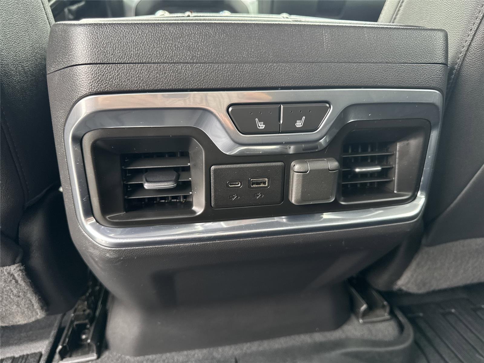 Used 2021 ONYX BLACK GMC SLT image 33