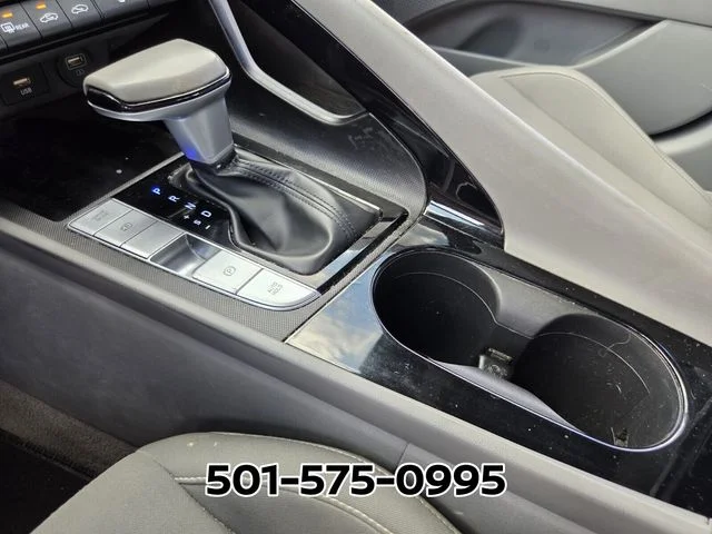 Used 2023 Silver Hyundai SEL image 25