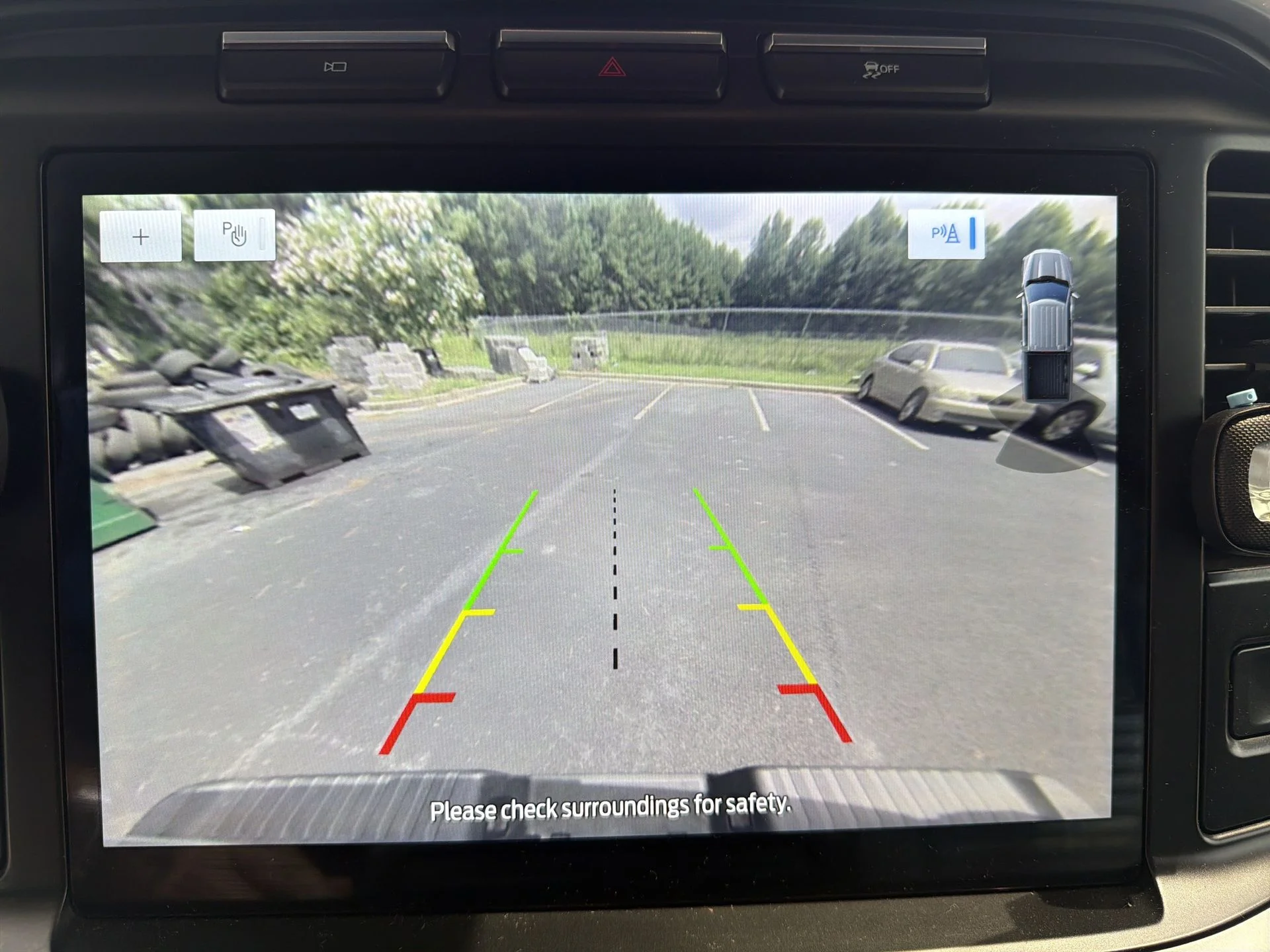 Used 2023 Avalanche Ford XLT image 3